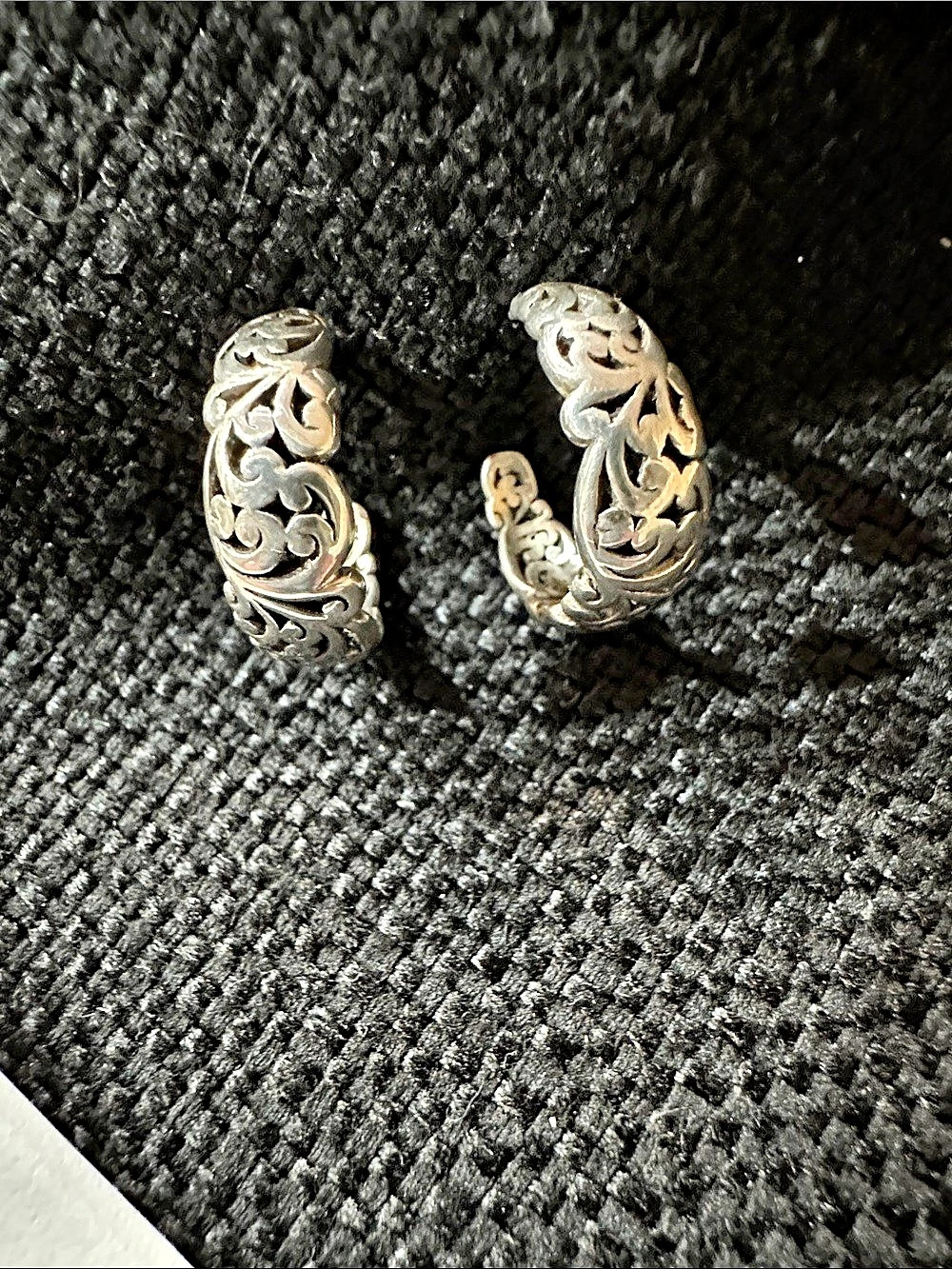 Lois Hill .925 Silver Hoop Filigree Earrings Like New